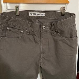 LIKE NEW Men’s Express Jeans